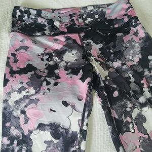 Pants - 💖Workout mid calf leggings😍 Pants - 💖Workout mid calf leggings😍